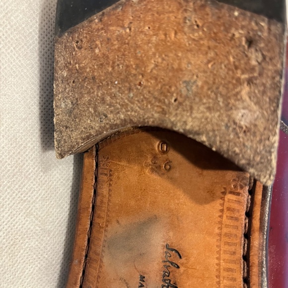 Ferragamo cap toe shoes size 9 1/2 - Picture 11 of 13